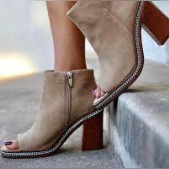 Vince Camuto Shoes - NIB Vince Camuto Bitnny Chain Peep Toe Suede Booties